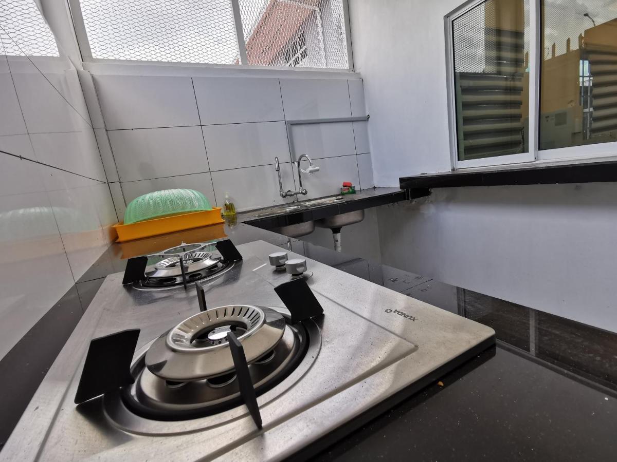 Nj_Homestay@Kkia/Petagas Kk Кота Кинабалу Екстериор снимка