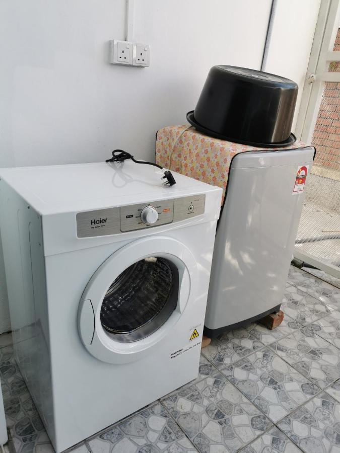 Nj_Homestay@Kkia/Petagas Kk Кота Кинабалу Екстериор снимка